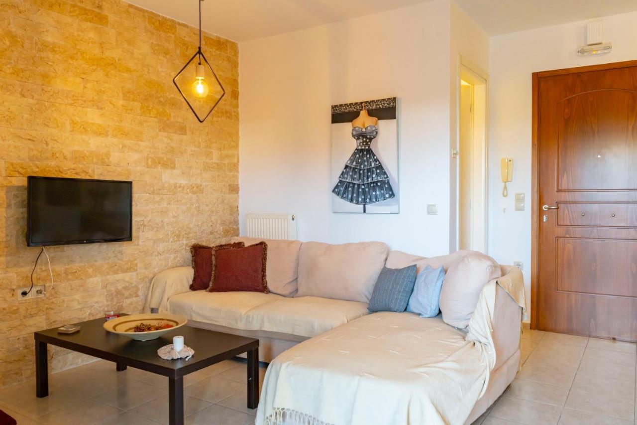 A Quiet Apartment Close To The Sea Гувес Екстериор снимка