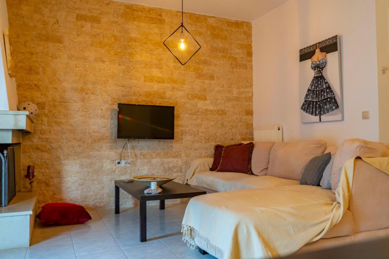 A Quiet Apartment Close To The Sea Гувес Екстериор снимка