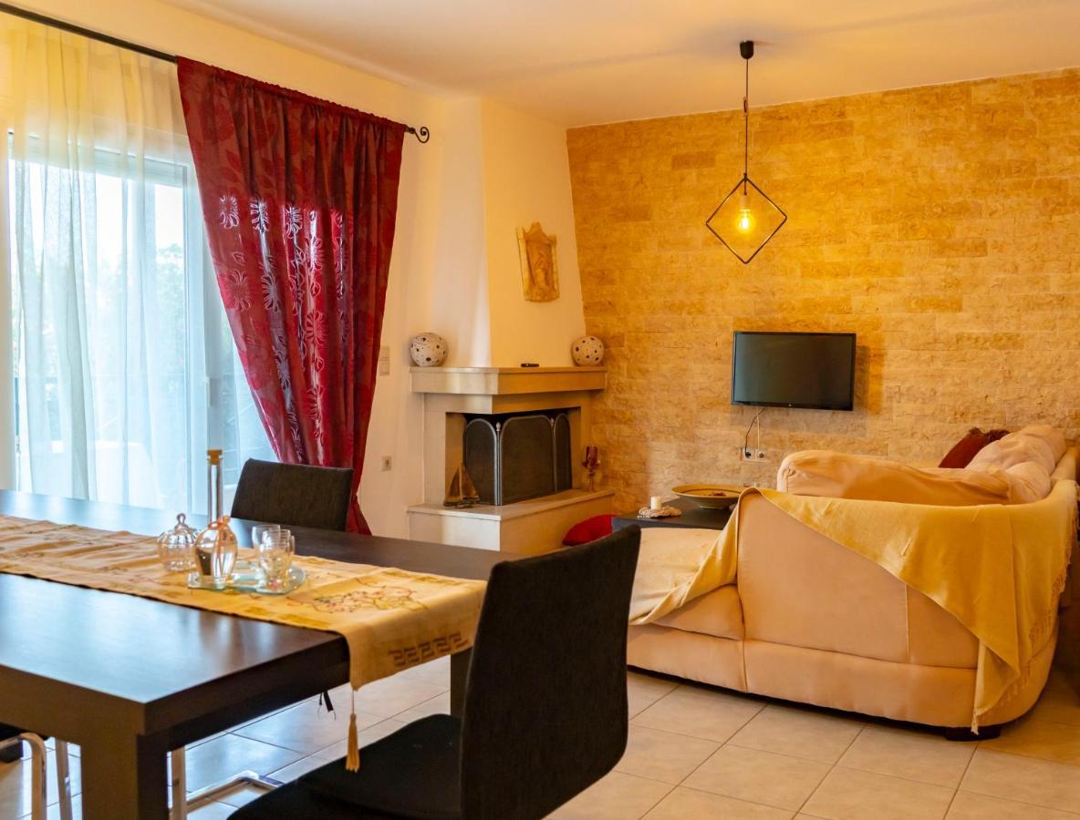 A Quiet Apartment Close To The Sea Гувес Екстериор снимка