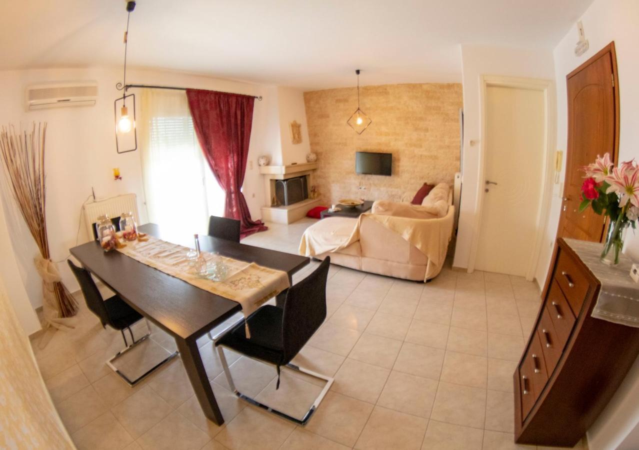 A Quiet Apartment Close To The Sea Гувес Екстериор снимка